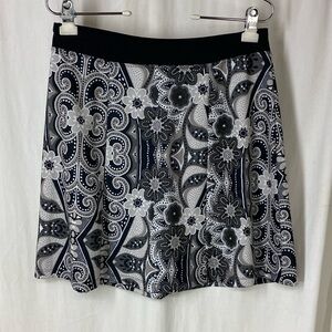 PRANA S Pull On Floral Skirt A Line Black Gray Tan White Quick Dry Travel Beach